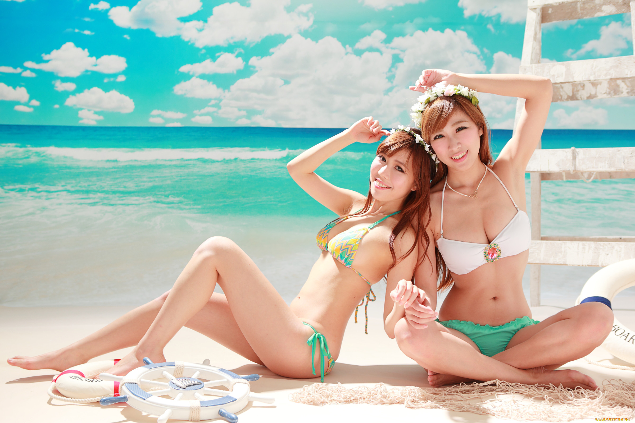 Beautiful Asian Girls On The Beach